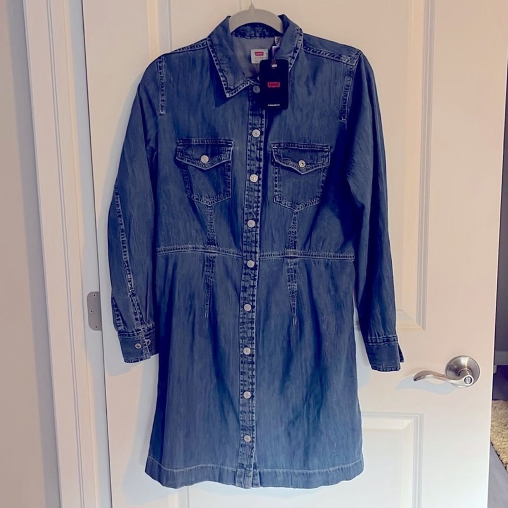 Levi’s Western Snap Front Jean Denim Dress Red tab Front Snap Pockets Med Blue